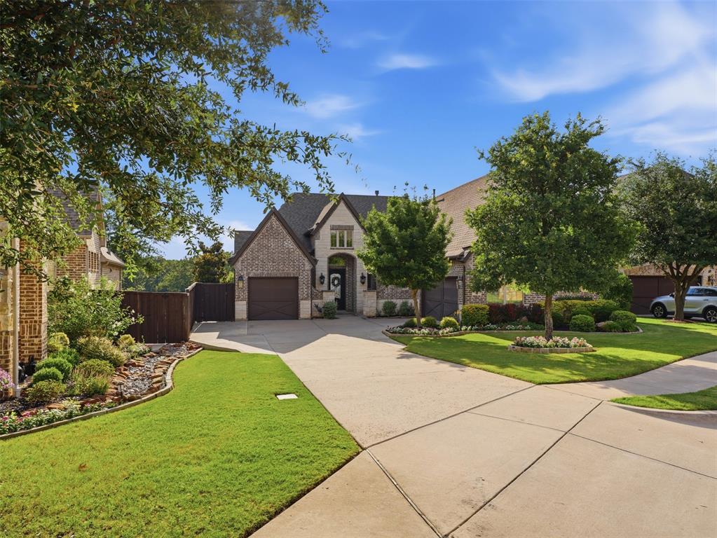 1221 Falcon Drive