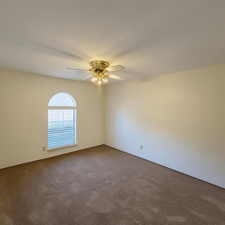 7206 Nutmeg Lane