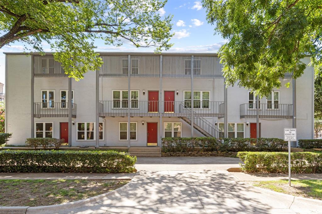 Cloisters Condo - Residential Lease