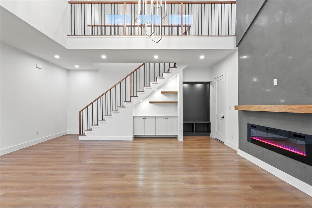 Irwins Alex M - Residential