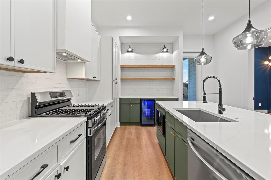 Irwins Alex M - Residential