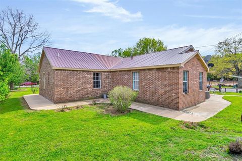 A home in Cleburne