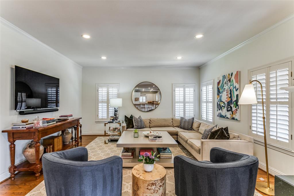 7302 Wentwood Drive