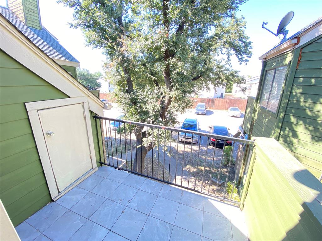 Richland Trace Condos - Residential