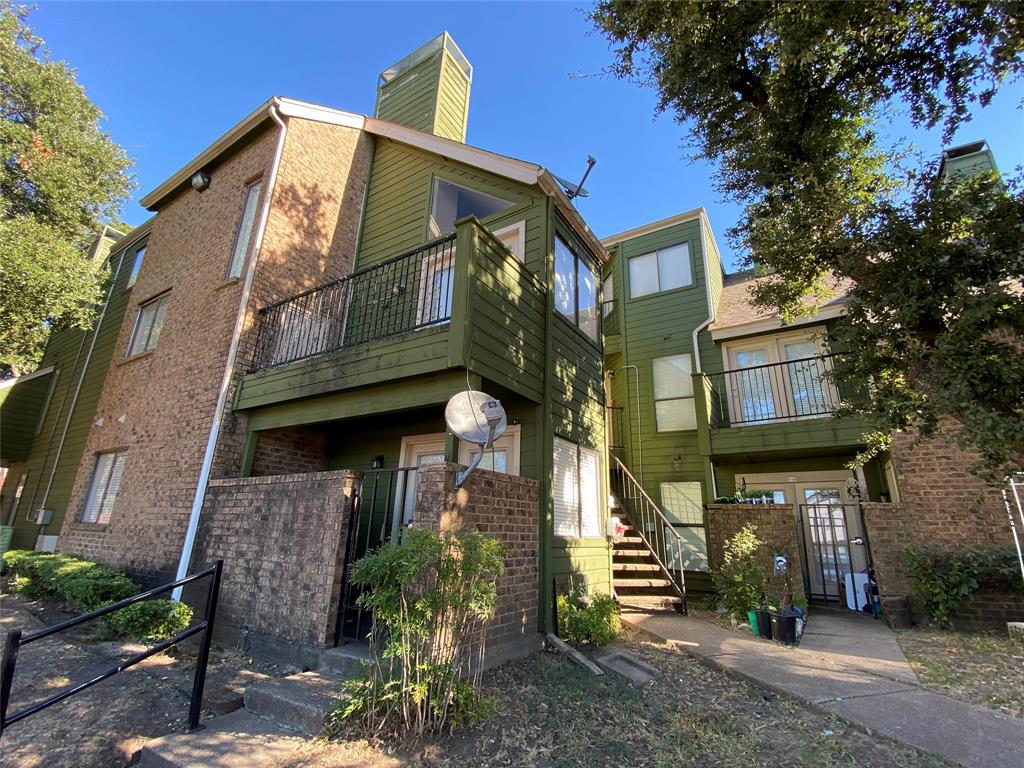 Richland Trace Condos - Residential