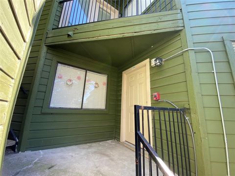 9831 Walnut Street P208 Dallas TX 75243