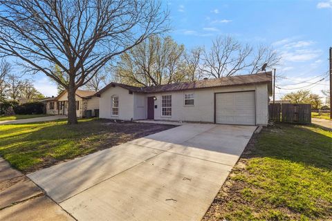 1002 Briddlewood Drive Garland TX 75040
