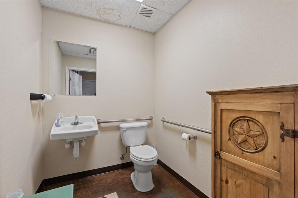 Granbury Park - Commercial Sale