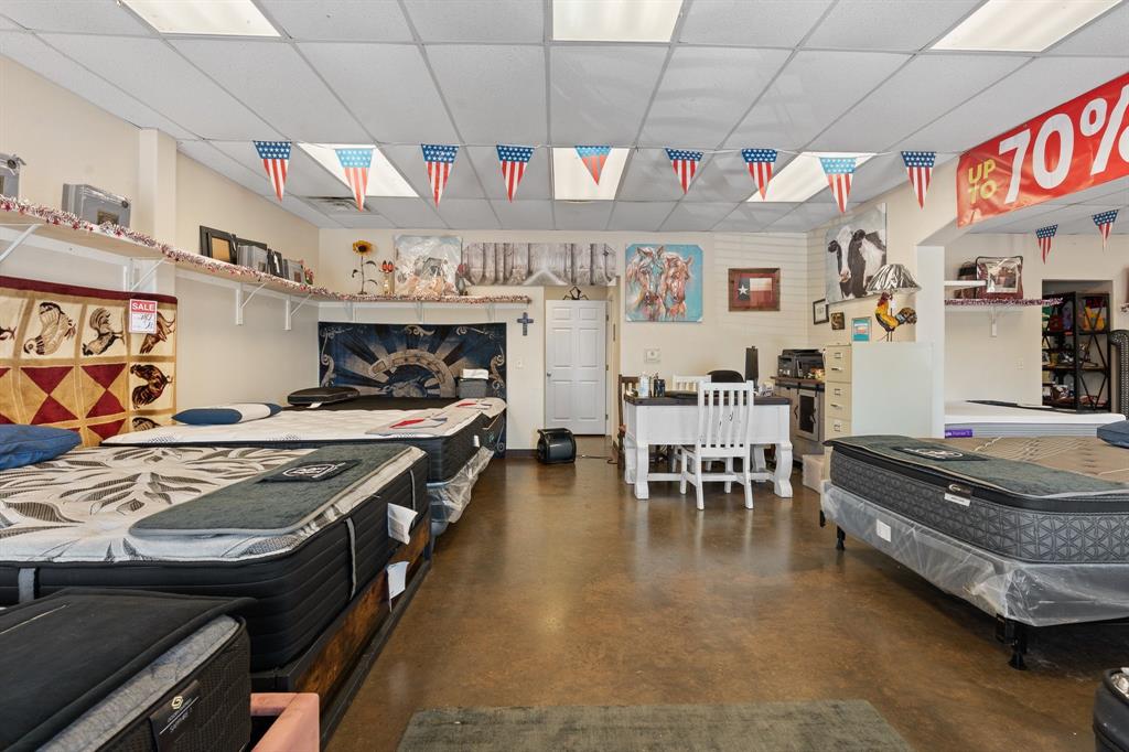 Granbury Park - Commercial Sale