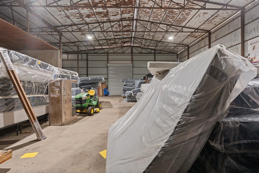 Granbury Park - Commercial Sale