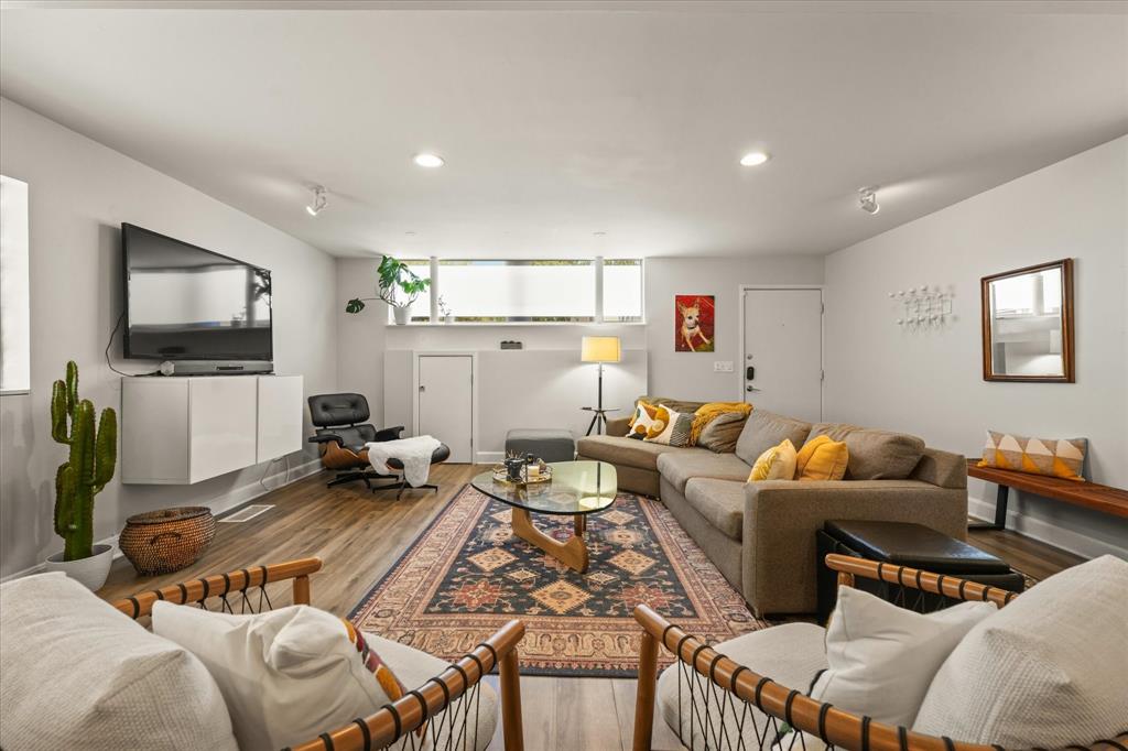 Travis Ave Condo 4231-4233 - Residential