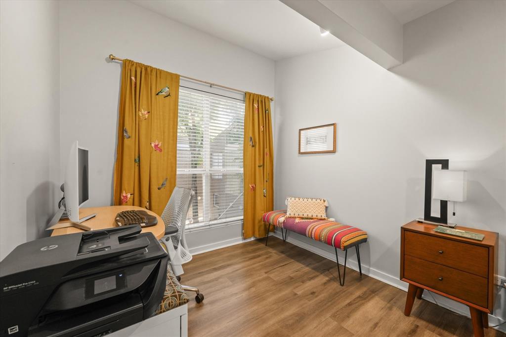 Travis Ave Condo 4231-4233 - Residential