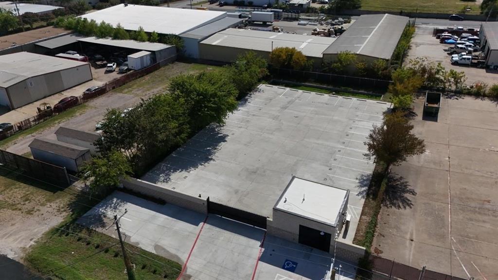 2425 Edinburgh Street