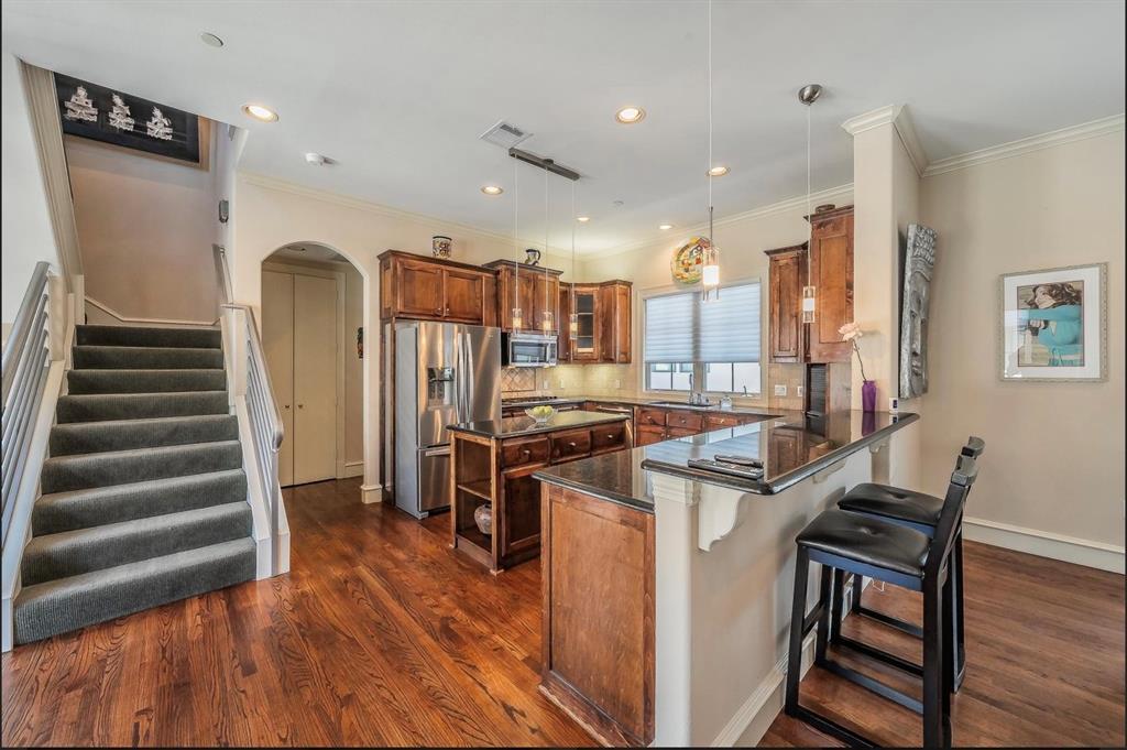 Bella Rosa - Residential