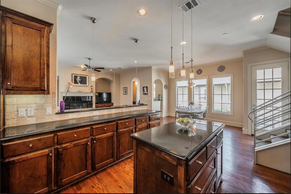 Bella Rosa - Residential