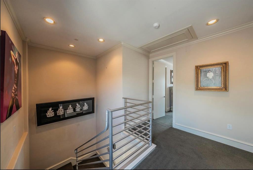 Bella Rosa - Residential