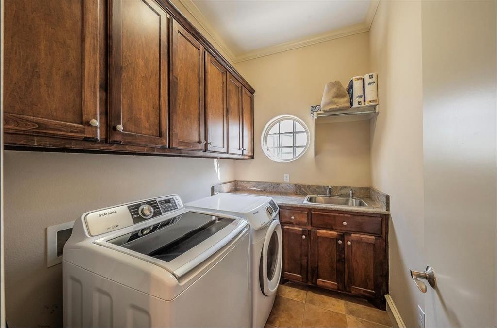 Bella Rosa - Residential