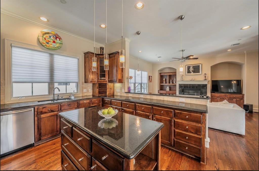 Bella Rosa - Residential