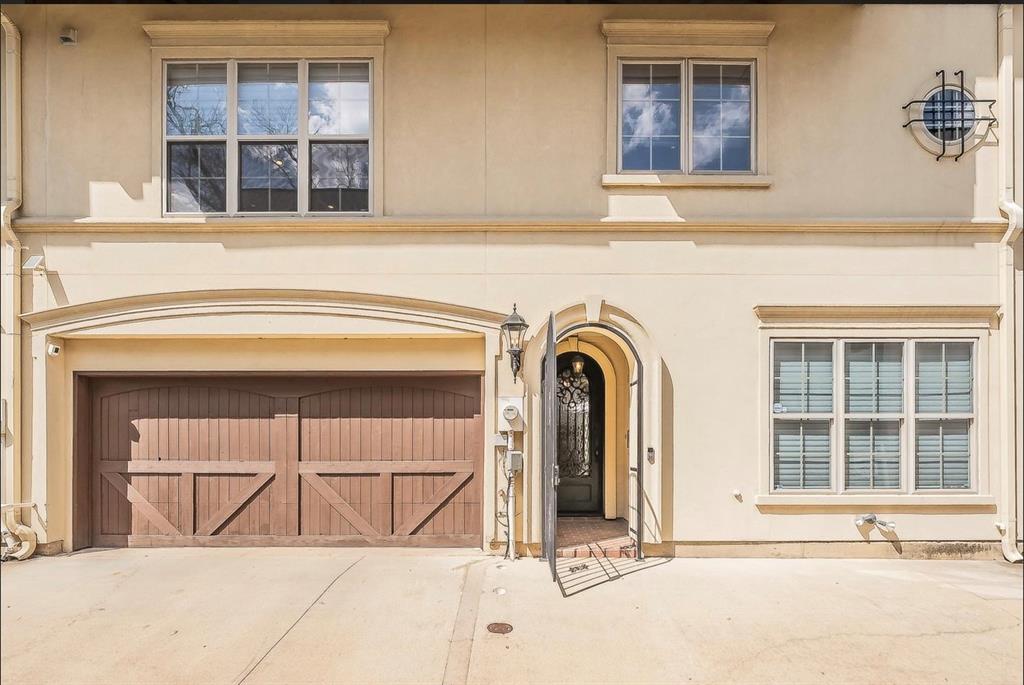 Bella Rosa - Residential