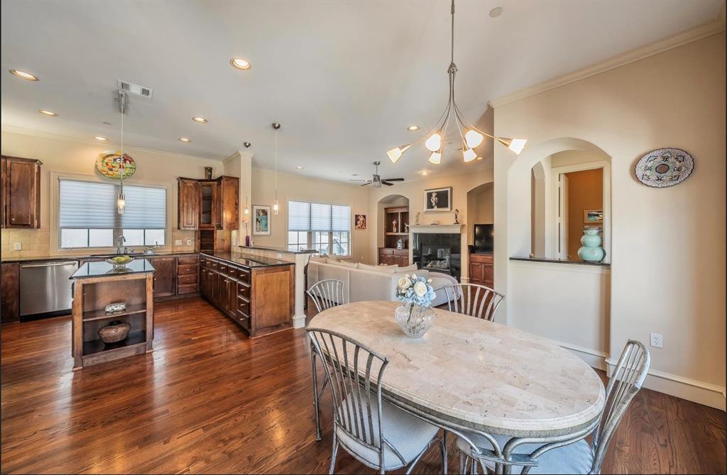 Bella Rosa - Residential