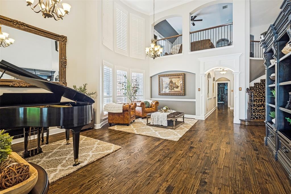 8704 Wyatt Circle
