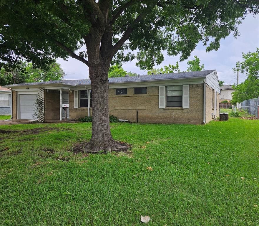 INVESTOR SPECIAL! Check out this 3-bedroom, 1.5-bathroom home in Mesquite. This property is perfect for an investor looking to flip or fix and rent, or for a buyer interested in updating a home for their family. It features over a quarter-acre lot with a large backyard, ready for a new pool or your own custom additions. Schedule your showing today and don't let this opportunity slip away!