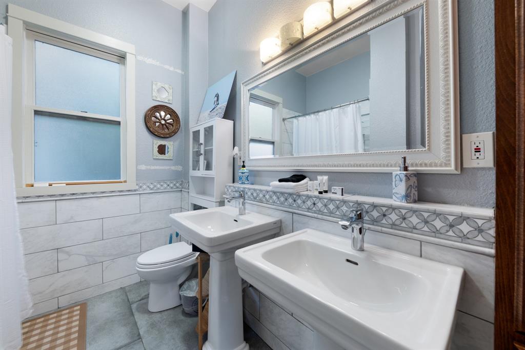 Junius Heights - Residential Lease