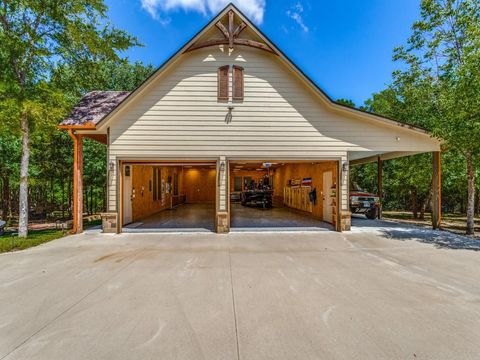 A home in Van Alstyne