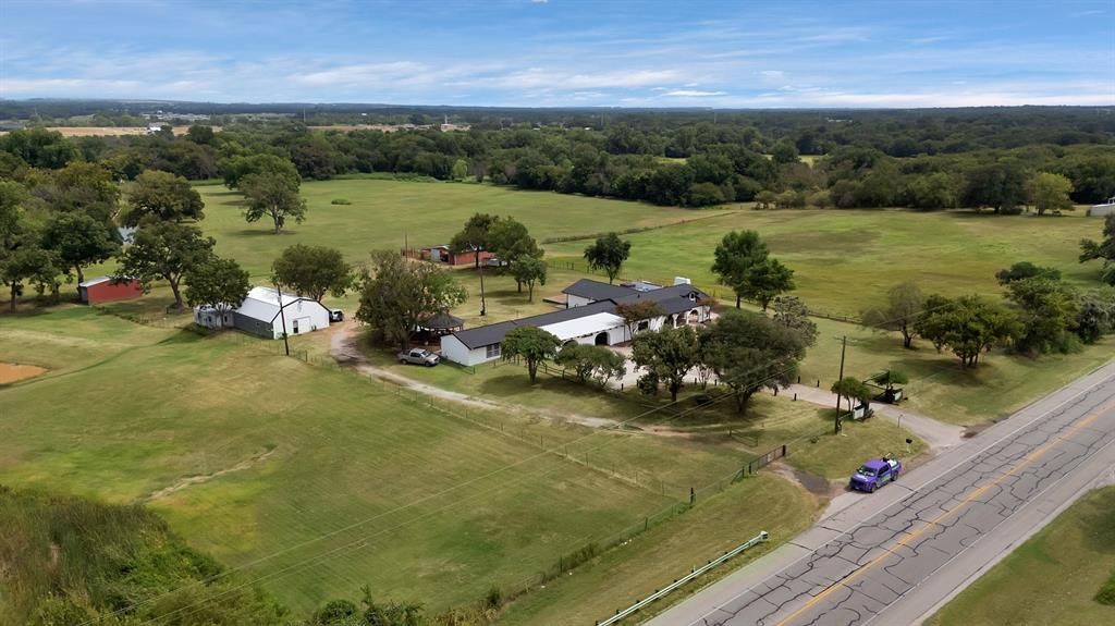 Photo of 8445 S Fm 730, Boyd, TX 76023 (MLS # 21194158)