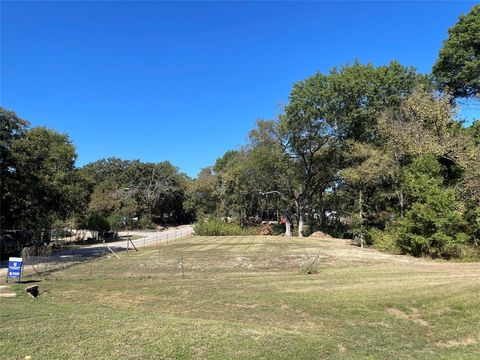 2347 Edd Road Dallas TX 75253