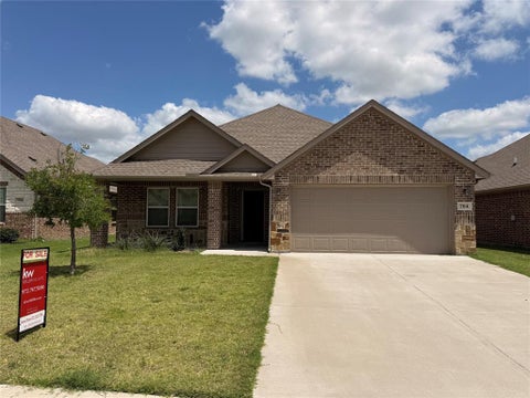 Photo of 704 Hardaway Drive, Greenville, TX 75402 (MLS # 21281190)