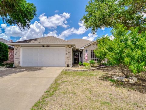 936 Silver Streak Drive Saginaw TX 76131