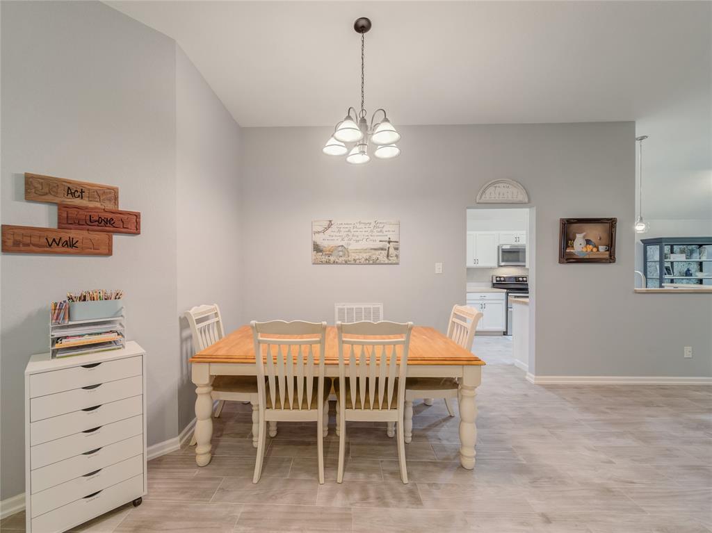 936 Silver Streak Drive