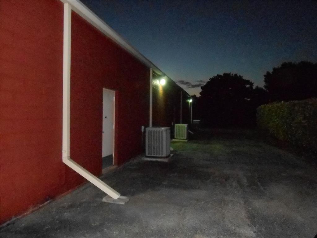 Granbury Corners Add - Commercial Lease