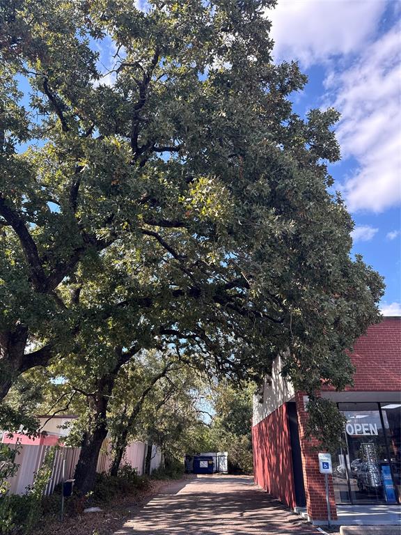 Granbury Corners Add - Commercial Lease