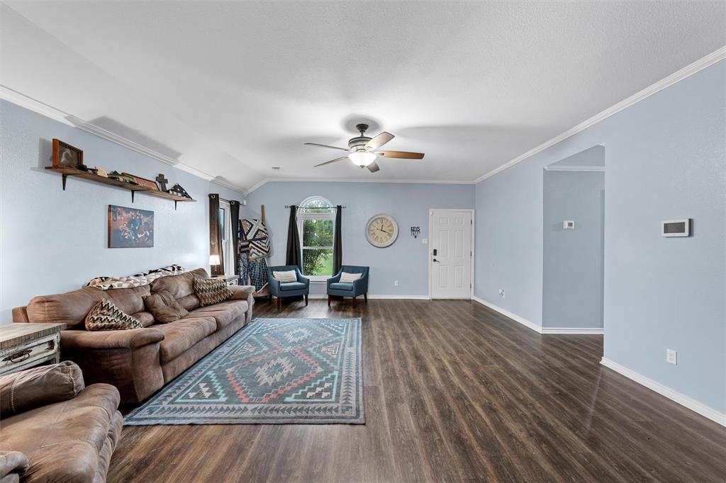 104 Oak Hill Loop
