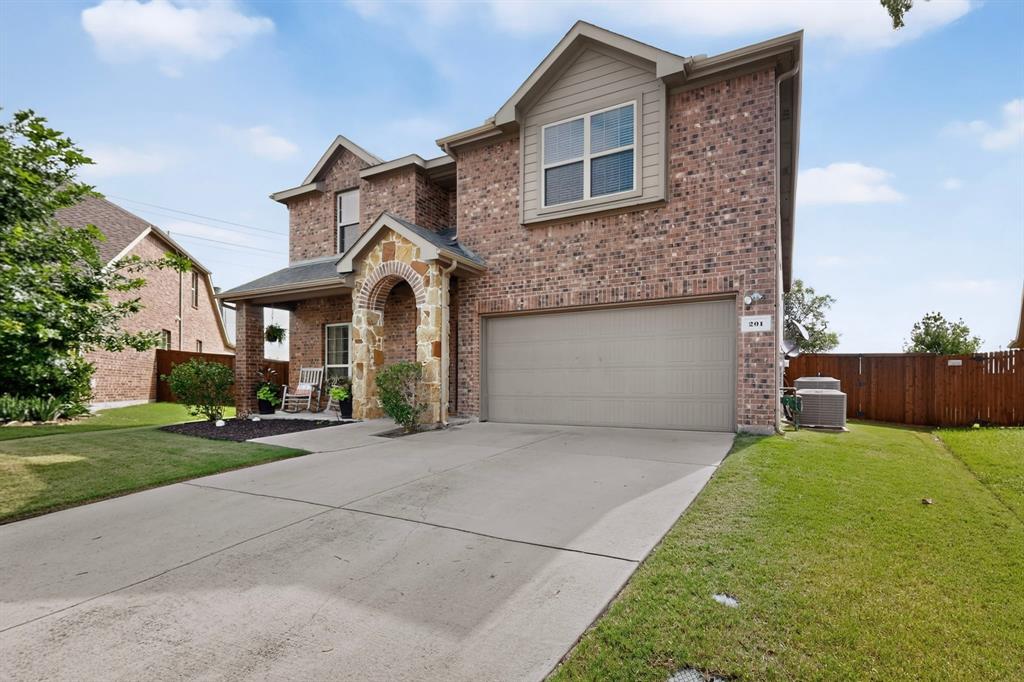 201 Sandy Creek Way