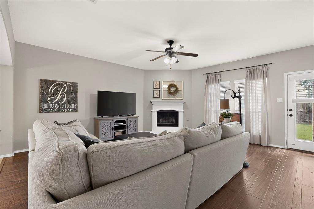 201 Sandy Creek Way