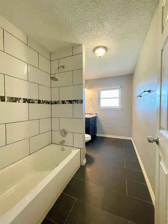 Robert M Throckmorton Surv Abs - Residential Lease