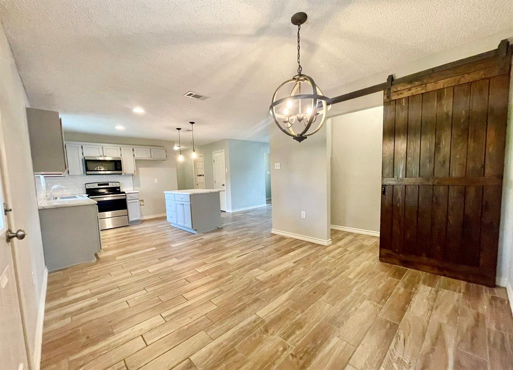 Robert M Throckmorton Surv Abs - Residential Lease