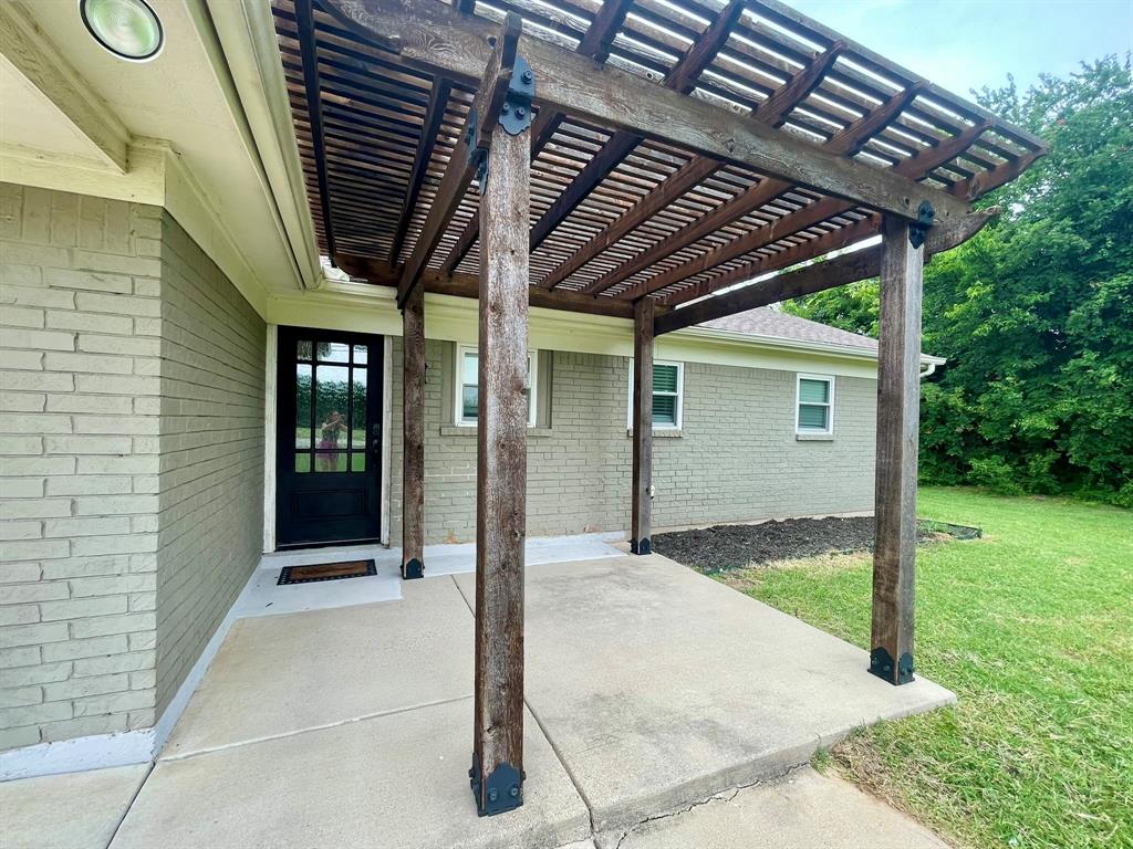 Robert M Throckmorton Surv Abs - Residential Lease