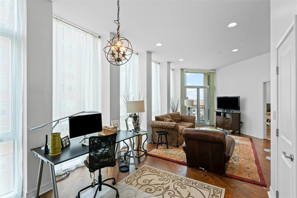 Tower Residential II Condo - Residential