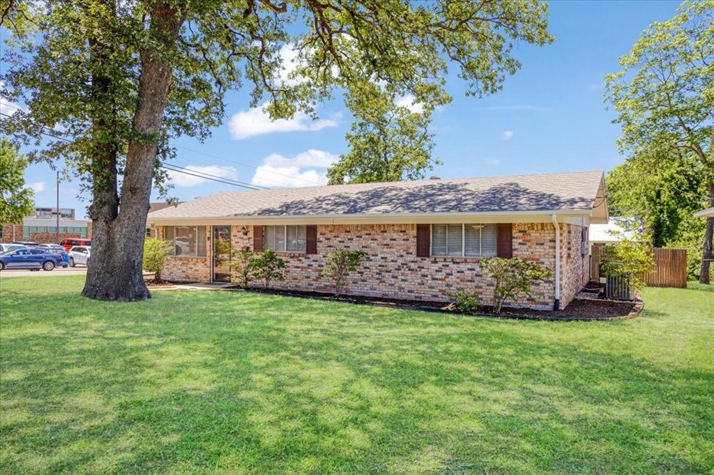 131 S Imperial Drive