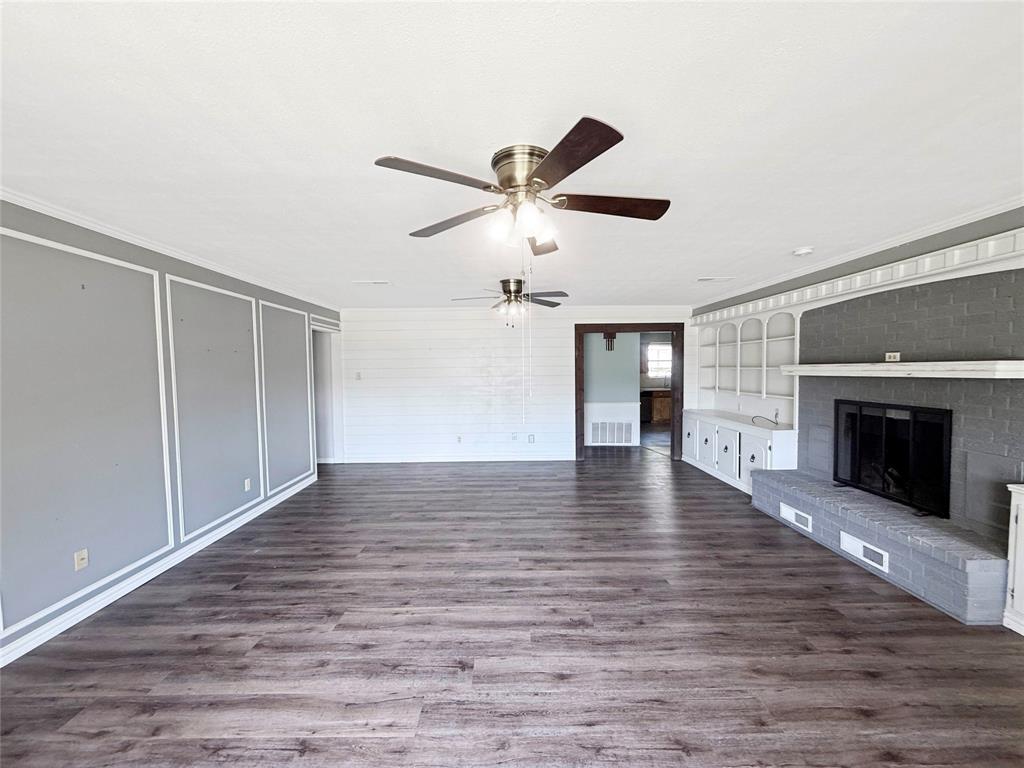 1004 Wildwood Way