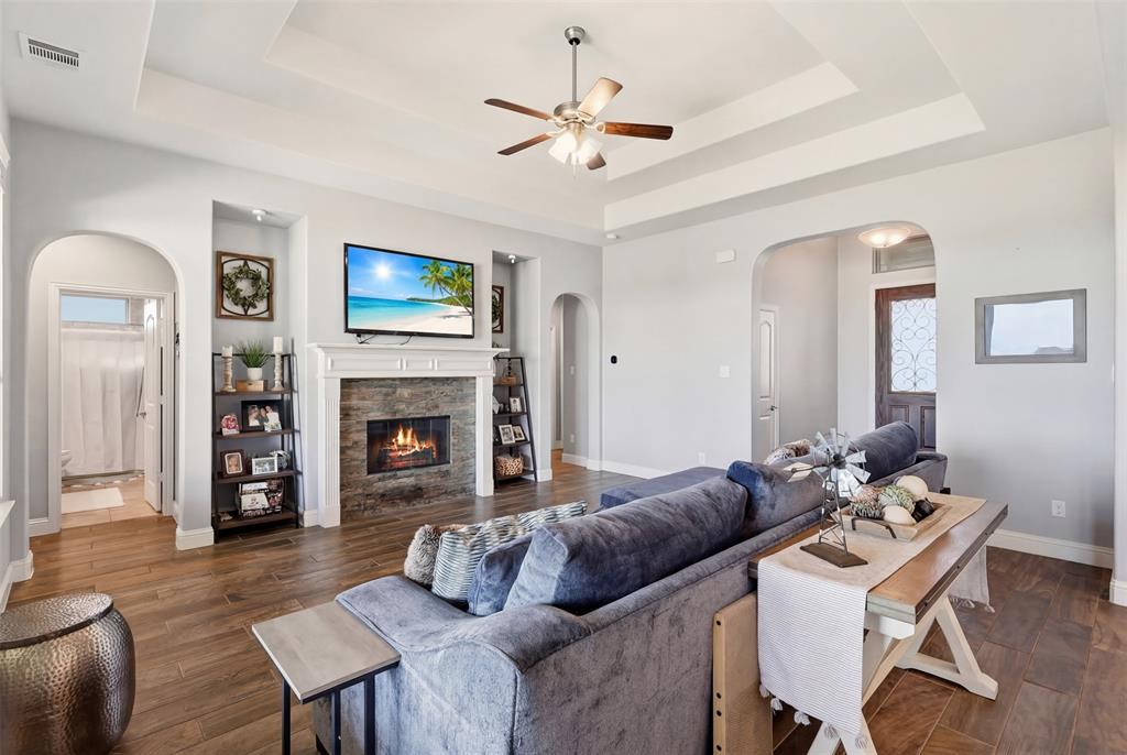 Pioneer Point Ph 1 & 2 - Residential