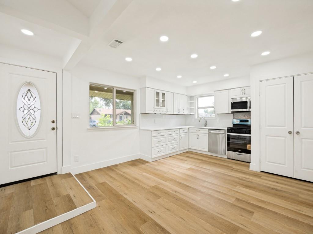 1216 Briarcove Drive