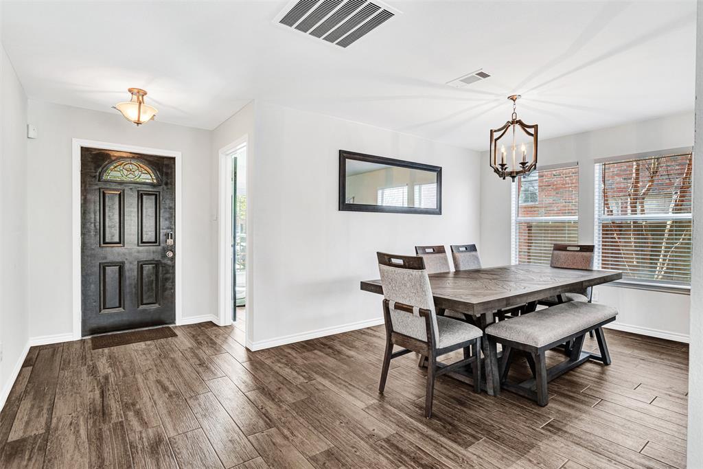 1320 Hunter Lane