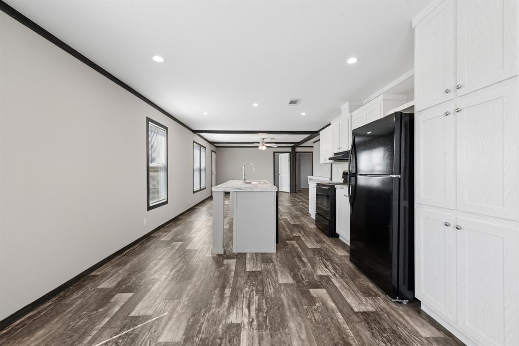 Comanche Cove - Residential