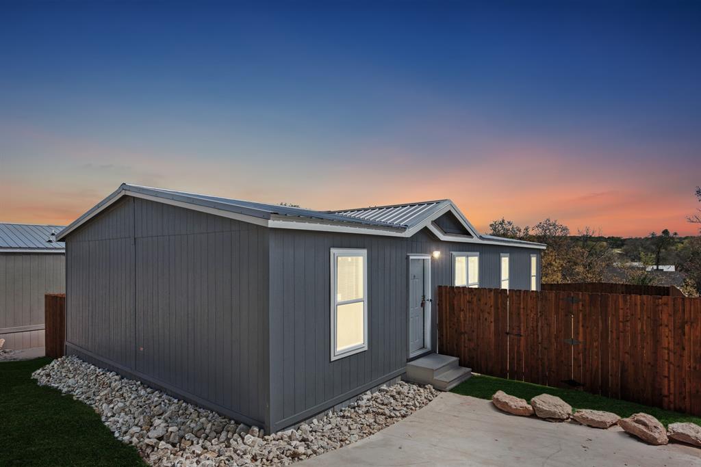 Comanche Cove - Residential