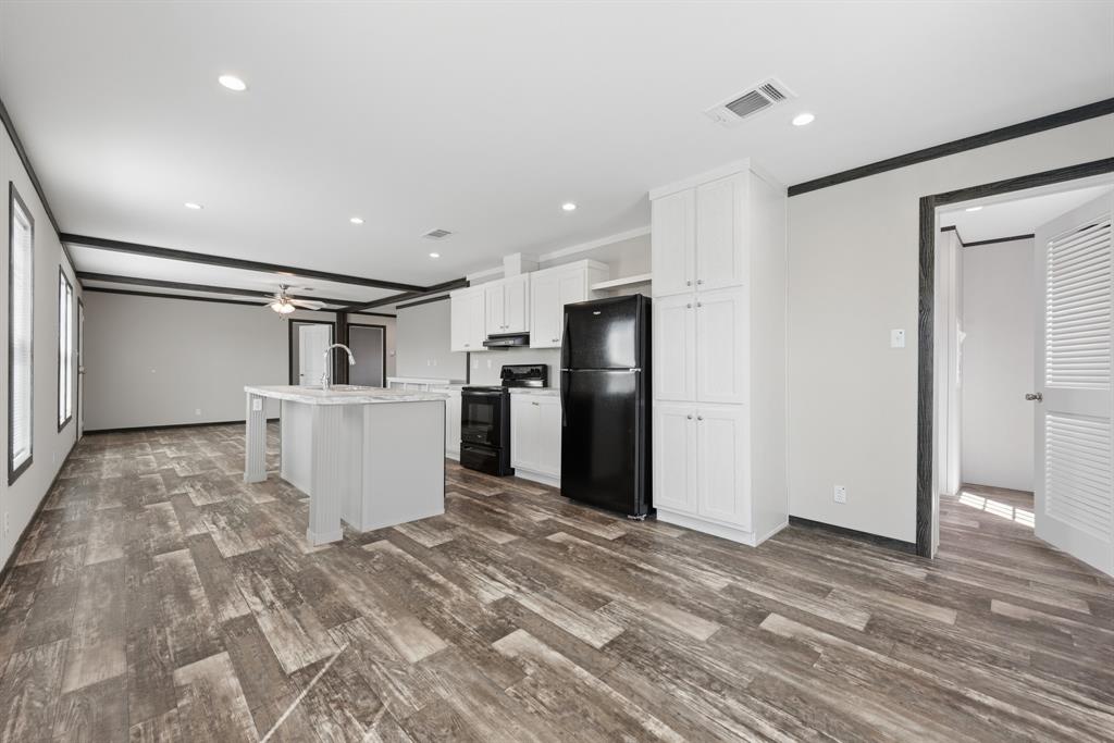 Comanche Cove - Residential